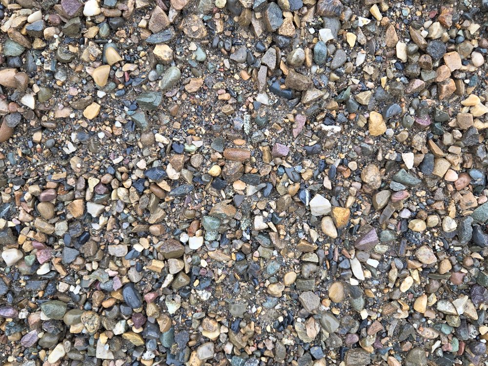 Road crush gravel Prince George BC — 3/4 inch minus and 1 inch minus for roads and driveways